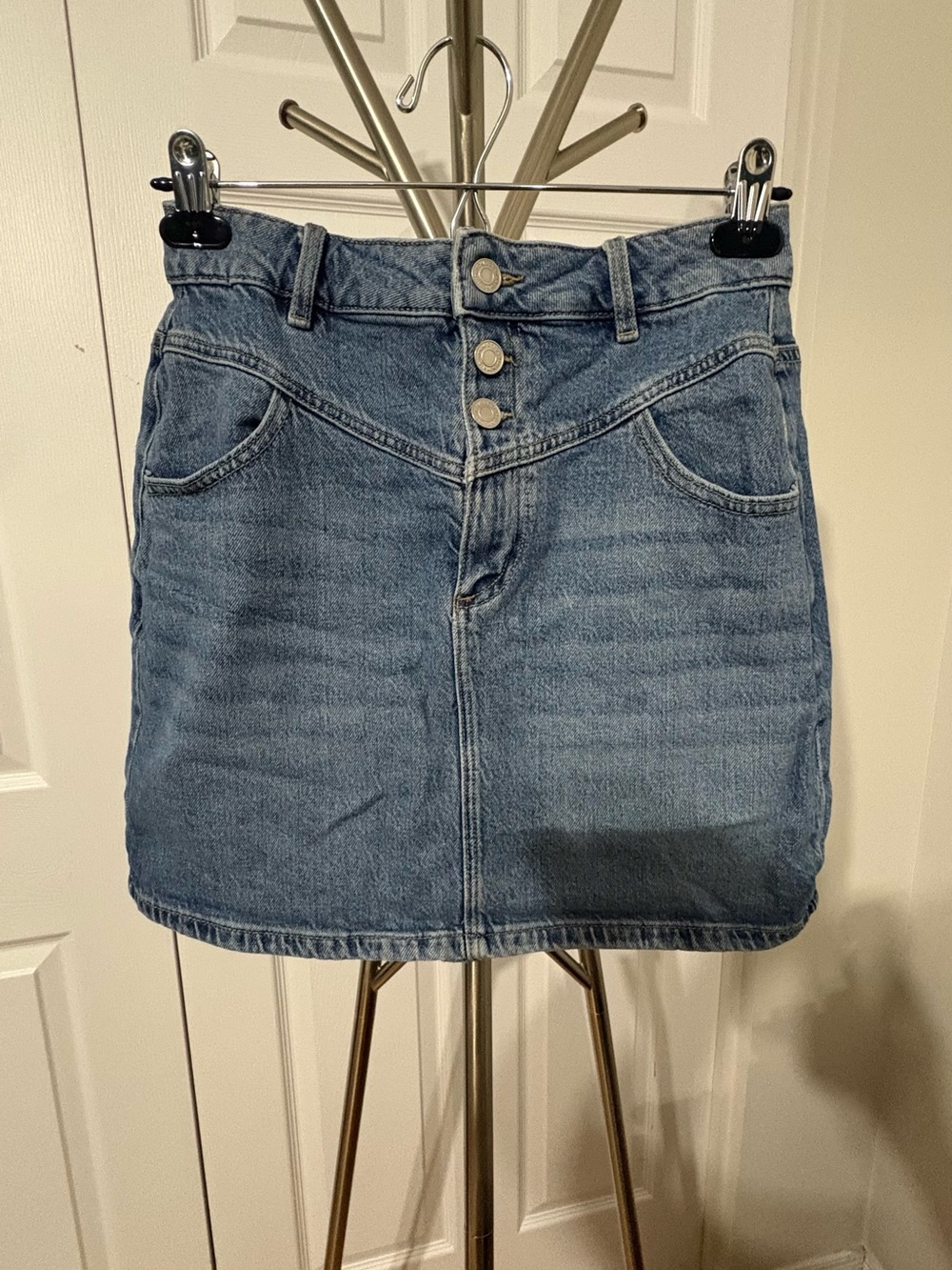 Dynamite Light Blue Denim Button-Front Mini Skirt